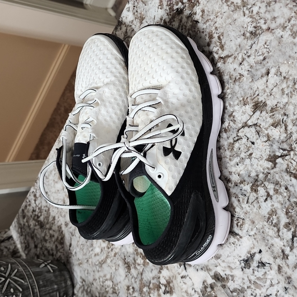 Running Shoe
